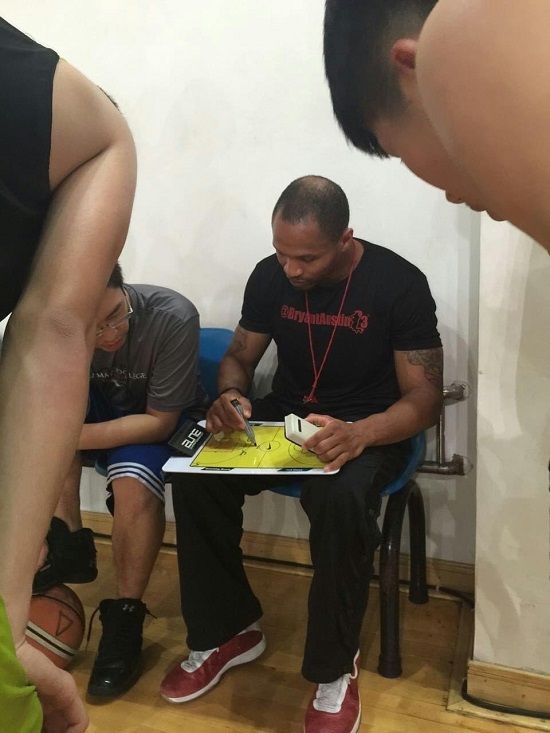 Derrick Stevens coaching in China